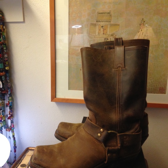 FRYE 12R harness boots size 8 1/2 tan - Picture 3 of 4